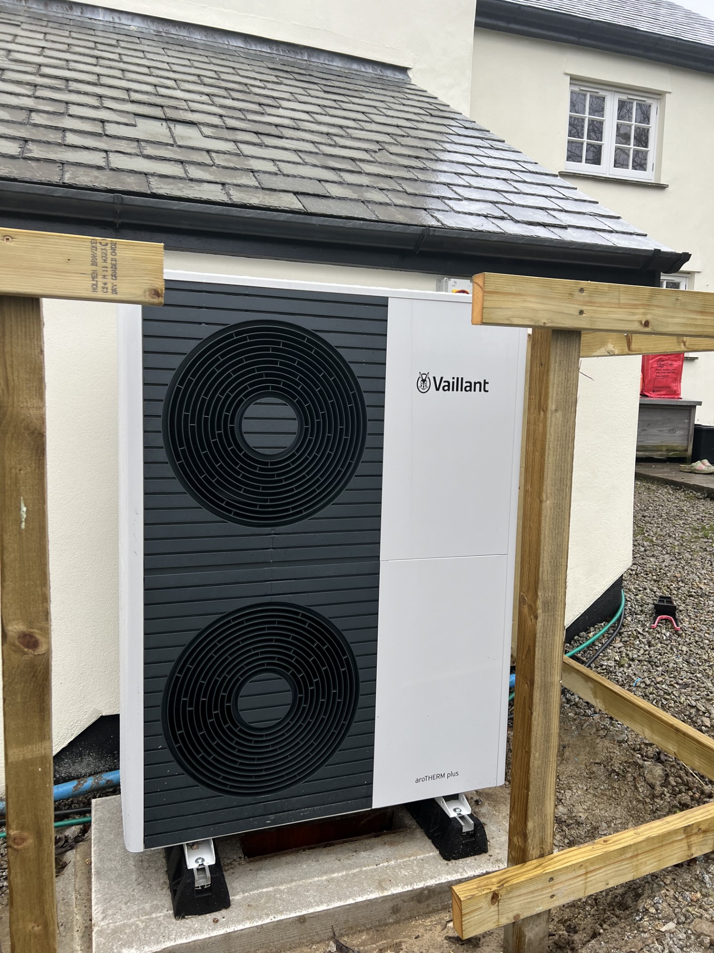 Air source heat pump installation in Probus, Cornwall