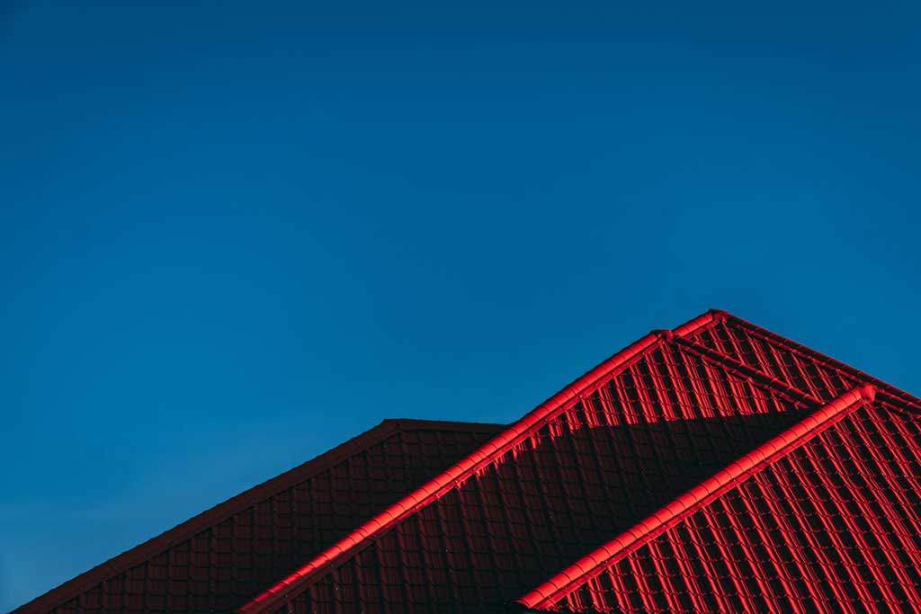 Roofing Contractor - Simon Annear